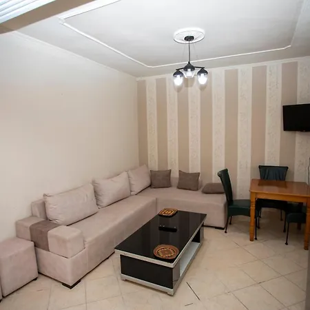 Olso Apartment Lushnjë Exterior foto