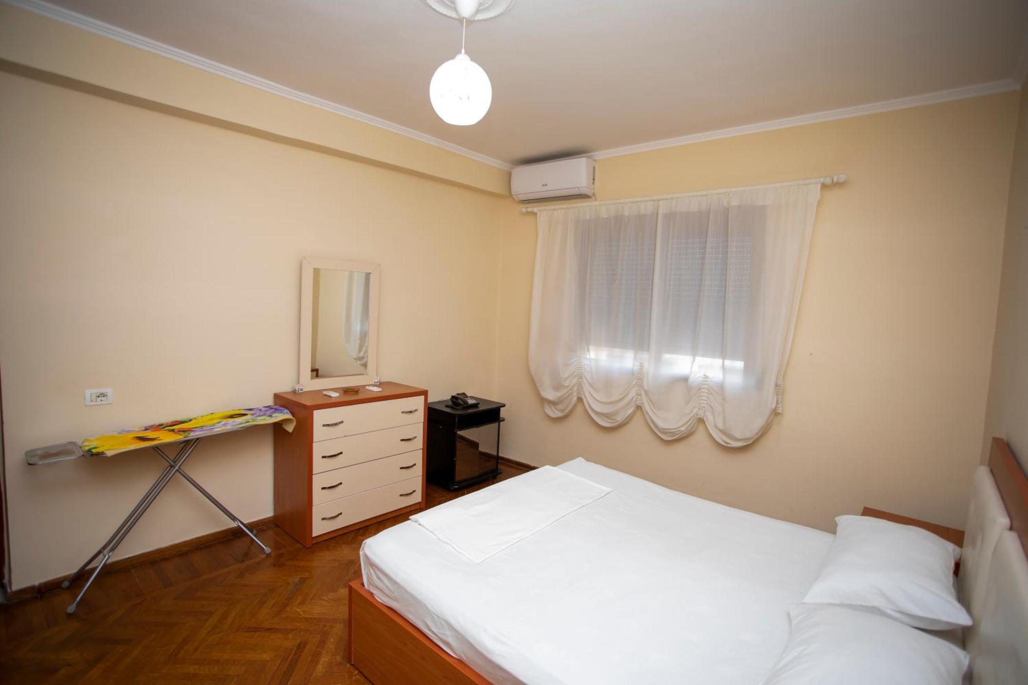 Apartment Olso Lushnjë